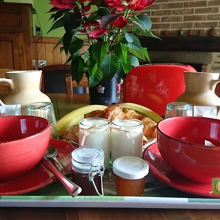 乡村民宿 Le Chapis 圣沙蒙
